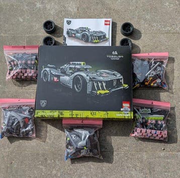 Lego Set - 42156 - Technic - Peugeot 9X8 /zurückgebaut, Nieuw