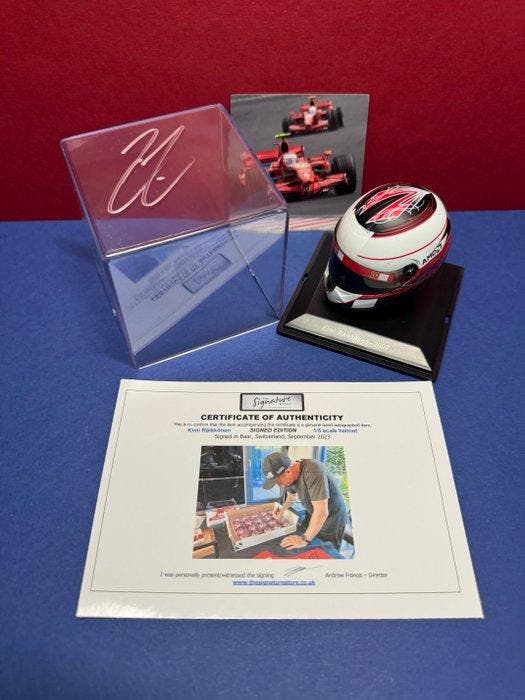 Ferrari - Kimi Räikkönen - 2007 - Helm op schaal 1/5, Verzamelen, Automerken, Motoren en Formule 1
