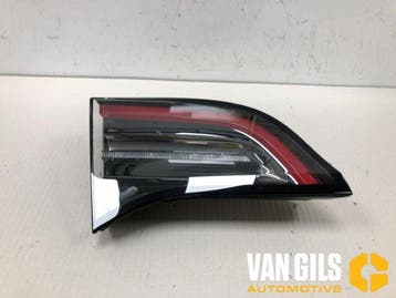 Achterlicht links Tesla Model Y O324575, Nieuw