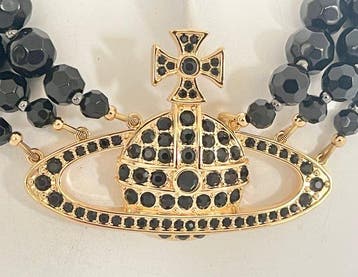 Vivienne Westwood - collier à trois rangs, plaqué or avec