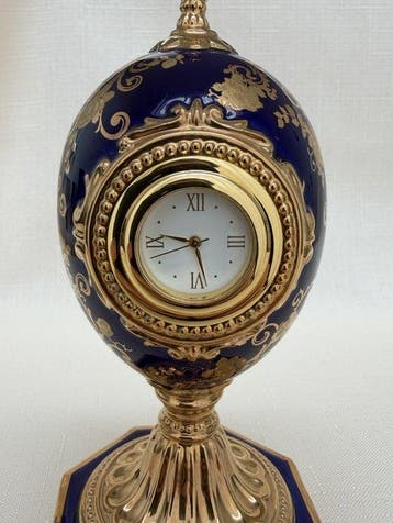 Fabergé ei - Rozenboeket klokminiatuur, House of Fabergé -