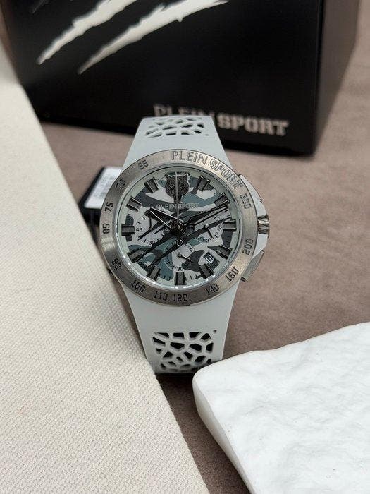 Plein Sport - Thunderstorm Chronograph Date Grey - Sans prix, Handtassen en Accessoires, Horloges | Heren
