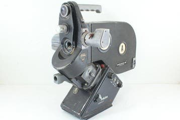 Eclair Perfectone Compact + Angenieux lens Eclair 16 II/16mm