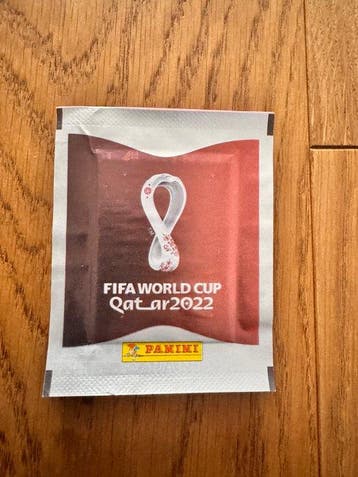 Panini - 50 Blister pack - 50 pacchetti Qatar 2022 mbappe, Verzamelen, Nieuw