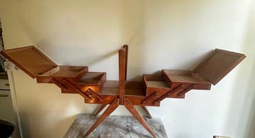 Naaidoos - Hout