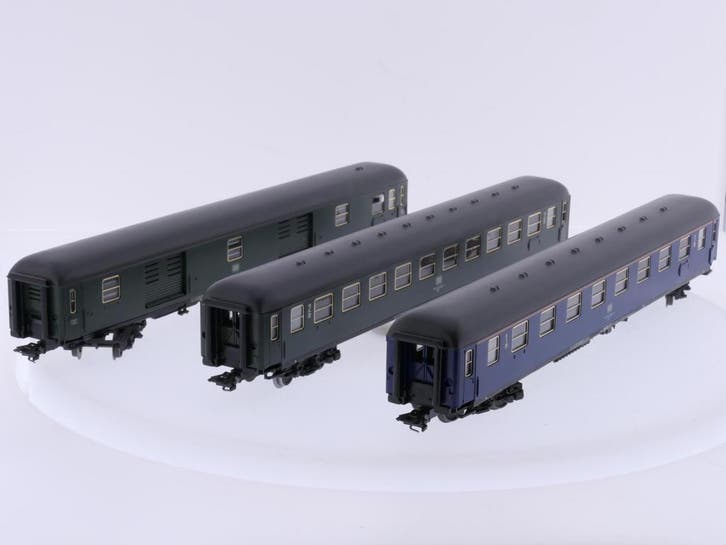 Schaal H0 Trix Express 33018 set van 3 sneltreinrijtuigen..., Hobby & Loisirs créatifs, Trains miniatures | HO, Enlèvement ou Envoi