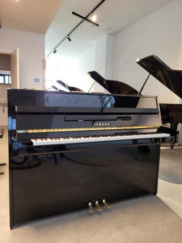 Yamaha B1 piano met silent system, Piano