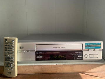 JVC HR-V205 VHS Videocassette Recorder - NTSC Playback on
