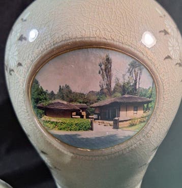 Vase (3) - Poterie - Émail céladon