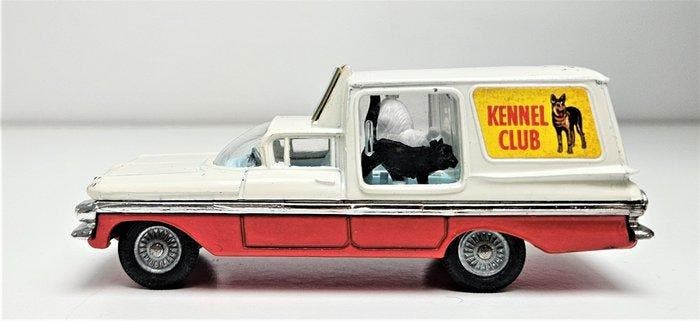 Corgi 1:43 - Modelauto (2) - Bermuda Taxi et Chevy Kennel, Hobby en Vrije tijd, Modelauto's | 1:5 tot 1:12