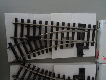 Märklin 1 - 5965/5966 - Modeltreinsporen (2) - 2 wissels, Hobby en Vrije tijd, Nieuw