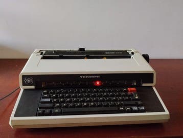 Triumph Adler Gabriele 8008 - Typemachine - 1980-1990