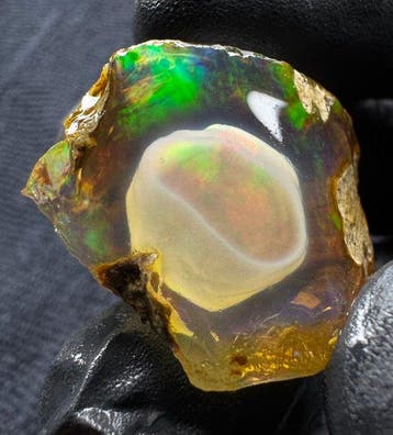 Opale Rugueuse- 14.8 g, Collections
