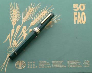 Omas - edizione limitata FAO - Stylo à plume, Verzamelen, Pennenverzamelingen, Nieuw