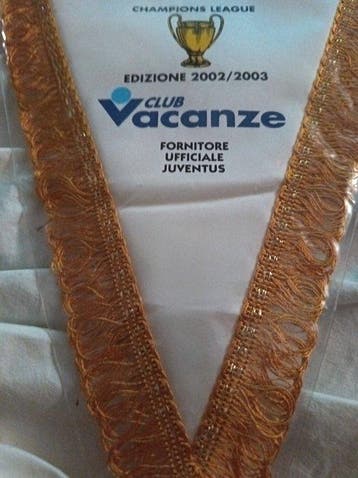 Fanion - REAL MADRID CF JUVENTUS MADRID 06-05-2003 CHAMPIONS