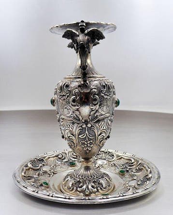 Vase (2) - Amphore à anses en forme de dragon, cabochon en