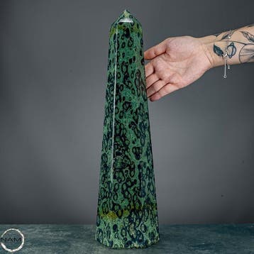 Obélisque Kambaba majestueux du Madagascar – 4,5 kg