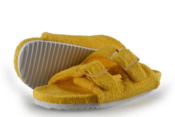 Colors of California Slippers in maat 41 Geel, Slippers, Verzenden, Geel, Zo goed als nieuw