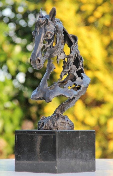 Beeld, abstact horse head - 40 cm - brons marmer, Antiquités & Art, Art | Objets design