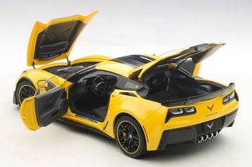 Autoart 1:18 - Modelauto - Chevrolet Corvette C7 Z06 C7R, Nieuw