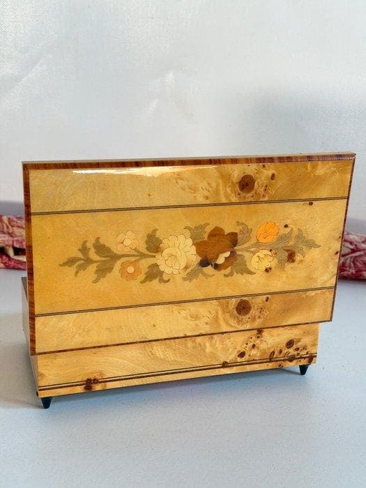 Italian Music Box- Swiss Musical Movement - Muziekdoos -, Antiek en Kunst, Curiosa en Brocante