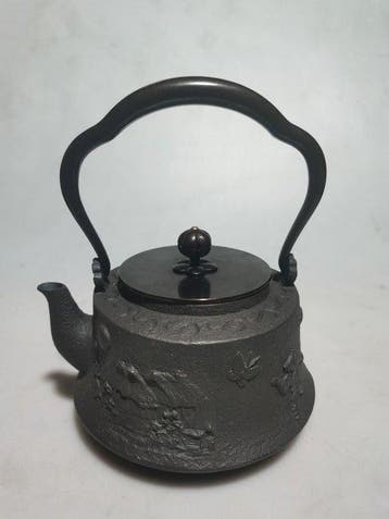 Japanese handmade cast iron kettle - Bouilloire - Fonte