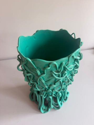 Corsi - Gaetano Pesce - Vaas - Medusa-vaas L - Hars -