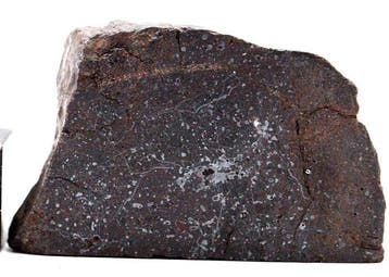 NWA 17078, achondrite non classée ultramafique, météorite