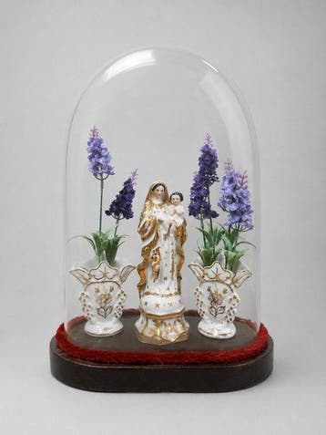 Religieuze ovale stolp met Mariabeeld en bloemenvaasjes - 37, Antiek en Kunst