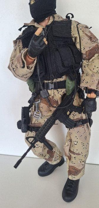 altro - Action figure Soldato con mimetica desert -