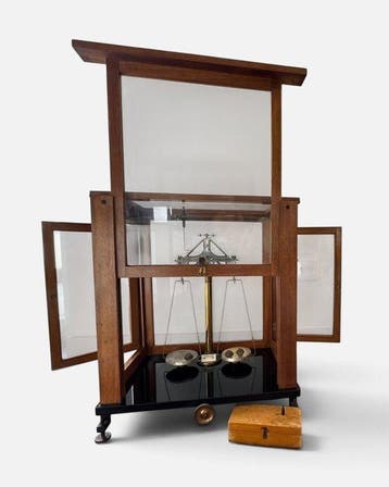 Analis Namur - Goudbalans - Eik - Analytical Precision Labo