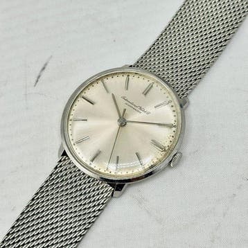 IWC - Hand-Winding Dress Classic Watch Calatrava - Ref.