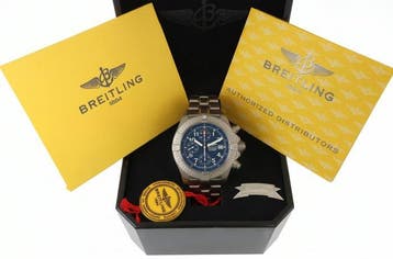 Breitling - Chrono Avenger Titanium - E13360 - Homme -