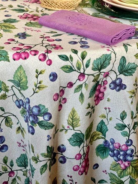 Tafelkleed met een patroon van wilde vruchten voor grote, Antiek en Kunst, Kunst | Designobjecten
