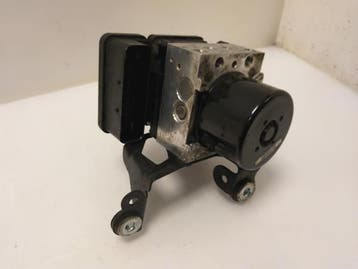 ABS Pomp Volvo V70 O172882