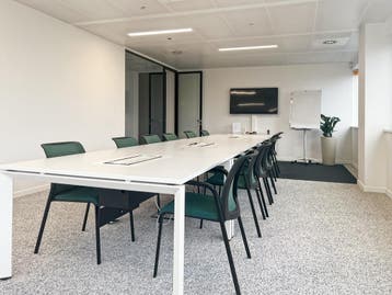 Espace de bureau pour 4 pers. à Louvain-La-Neuve, Axis Parc, Verzenden