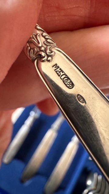 Bestekset voor 12 personen (106) - .800 zilver - zilver