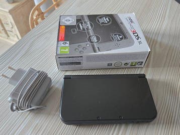 Sony - New 3DS XL - Handheld gaming console - In originele, Games en Spelcomputers, Nieuw