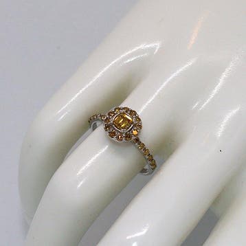 Zonder minimumprijs - Ring - 14 karaat Witgoud - 0.81ct. tw.