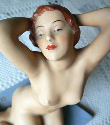 Löffler - Figure - Anmutiges Mädchen - Porcelaine