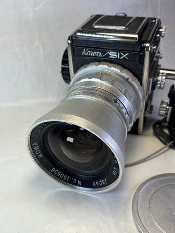 Kowa Six 6x6 camera + 3.5/55 mm ( 1968 ) Grootformaatcamera, Nieuw