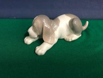 Lladró - Figurine - Liggende puppy (3) - Porcelaine
