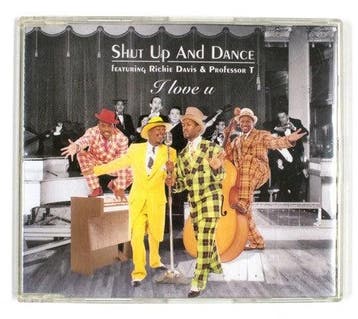 Shut Up And Dance – I Love U, Verzenden