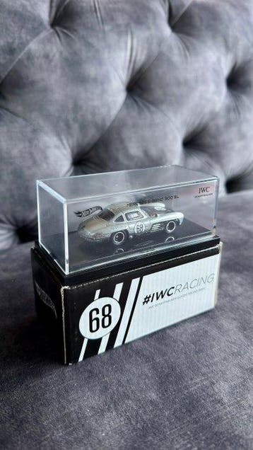 Hot Wheels 1:64 - Voiture miniature - 1of50 super rare IWC, Nieuw