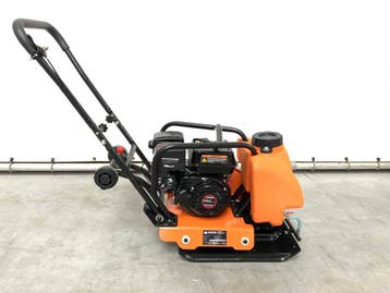 Veiling: Trilplaat Daewoo DATM80 2026, Zakelijke goederen, Machines en Bouw | Overig, Ophalen