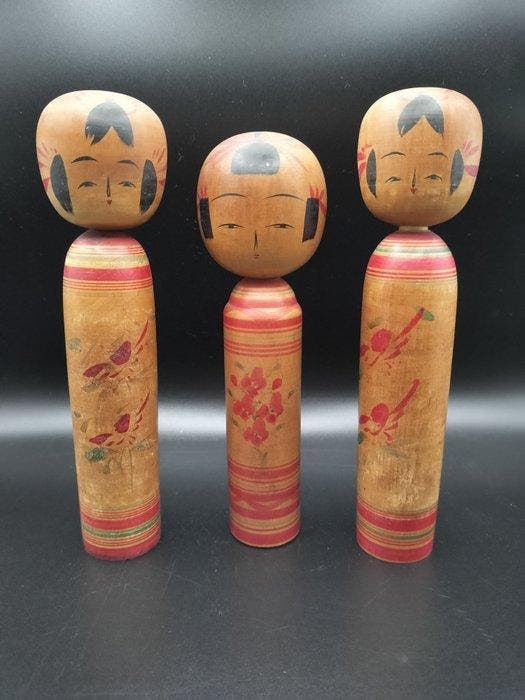 3x traditionele Kokeshi-poppen - Hout - Japan - Shwa, Antiek en Kunst, Curiosa en Brocante