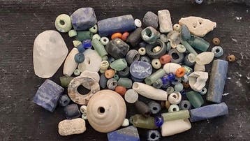 Oudegyptisch naar Romeins Glas meer dan honderd oude kralen