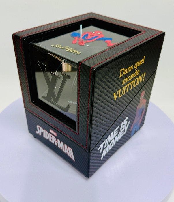 Vanessa Fodera (1981) - VUITTON vs SPIDERMAN - TIME IS MONEY, Antiquités & Art, Art | Objets design