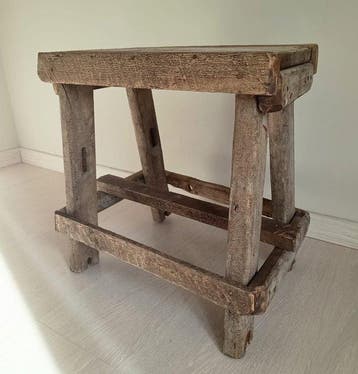 Kruk - Hout - Rustiek houten krukje