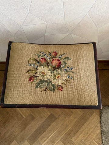 Tabouret - Bois, Point de croix - tabouret de piano